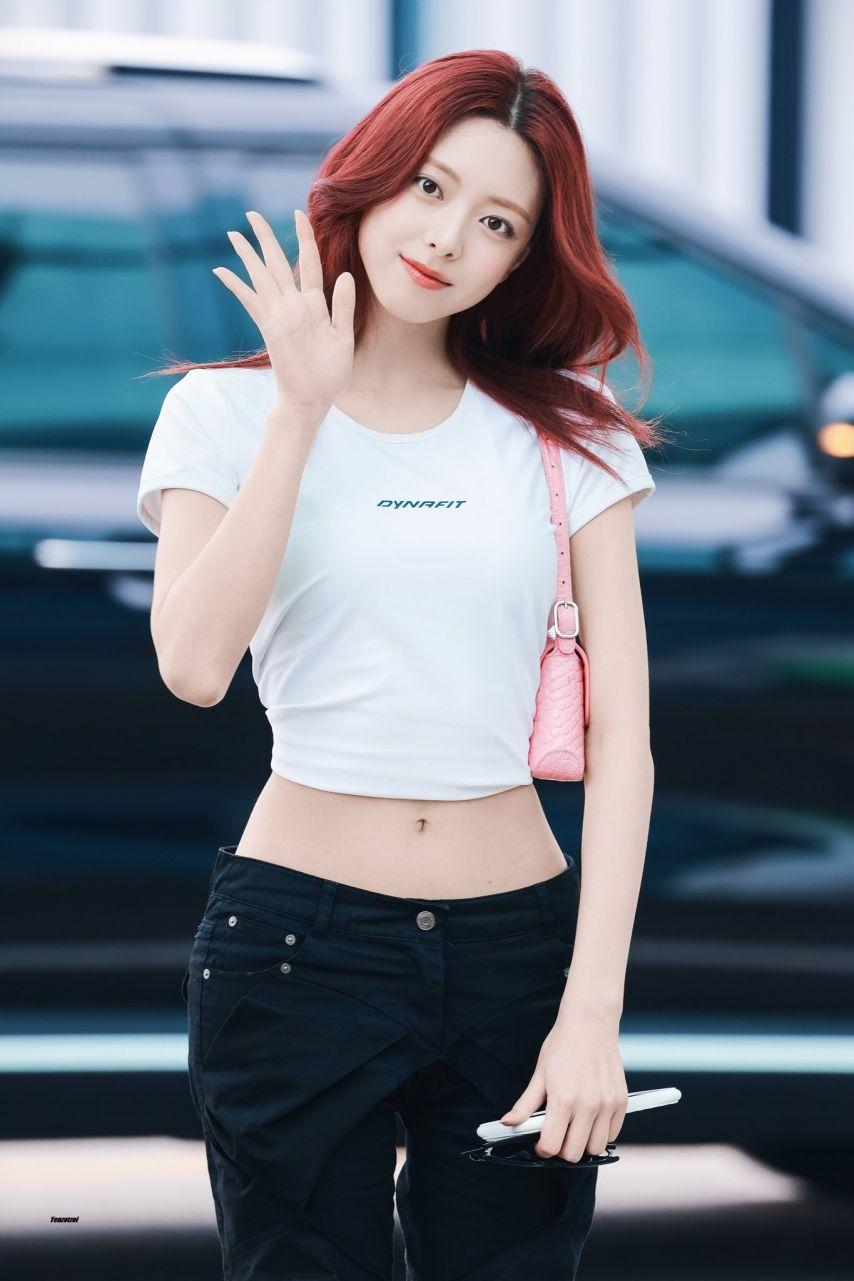 유나 ITZY있지 2508010