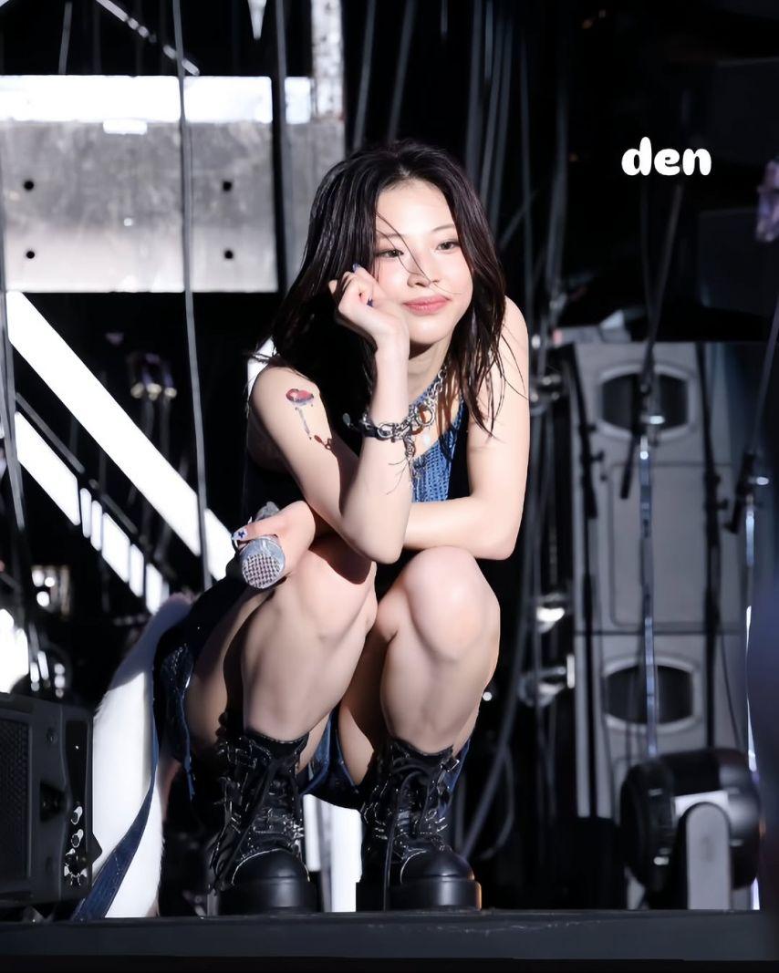BABYMONSTER (베이비몬스터) 루카13