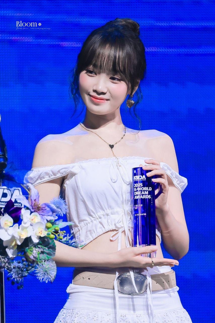 르세라핌 김채원2