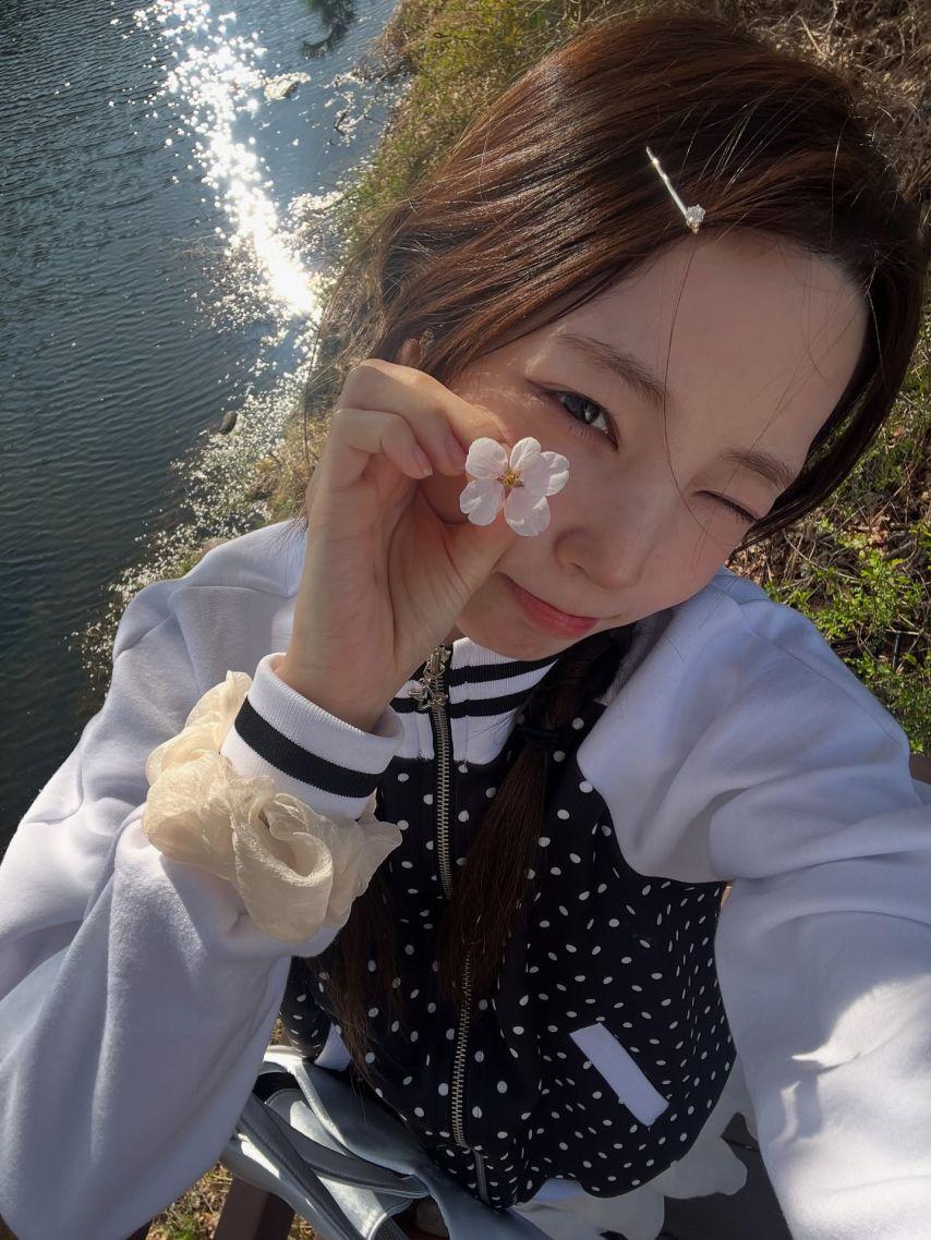 연희/ 다현 로켓펀치 인별2