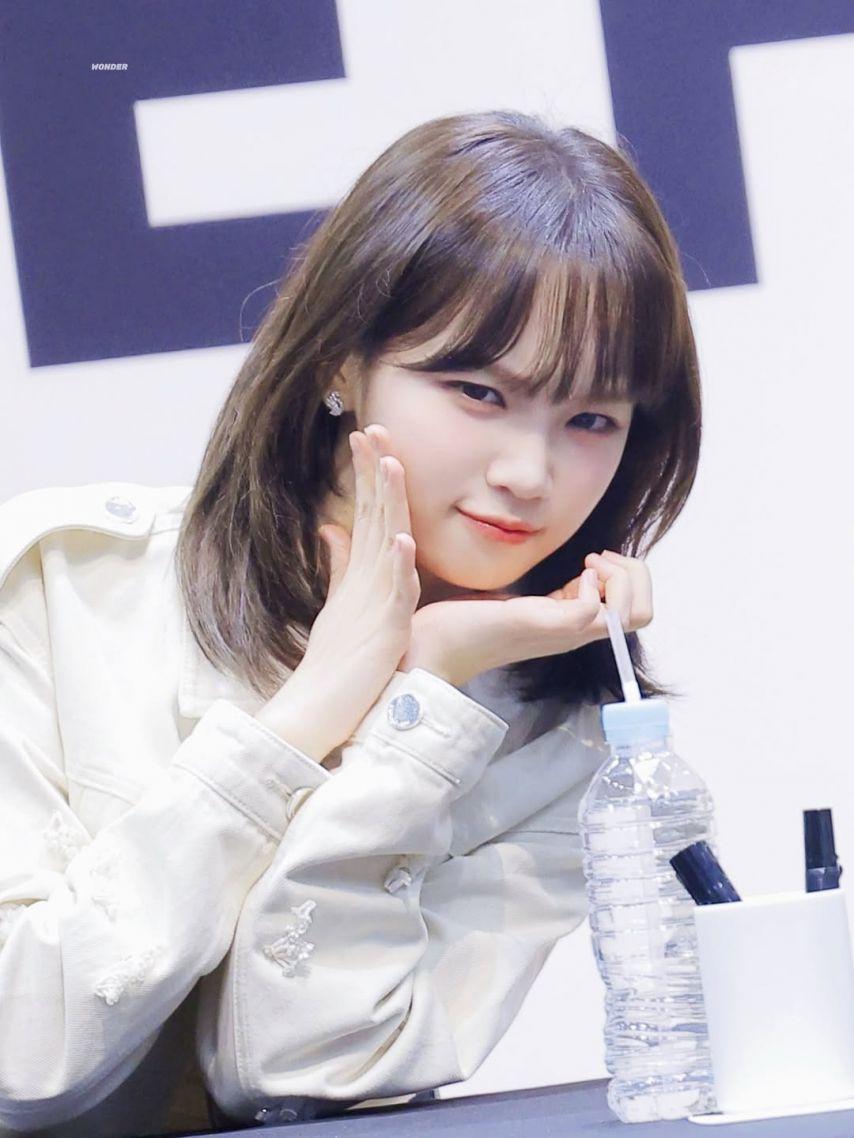 LE SSERAFIM (르세라핌) 김채원1