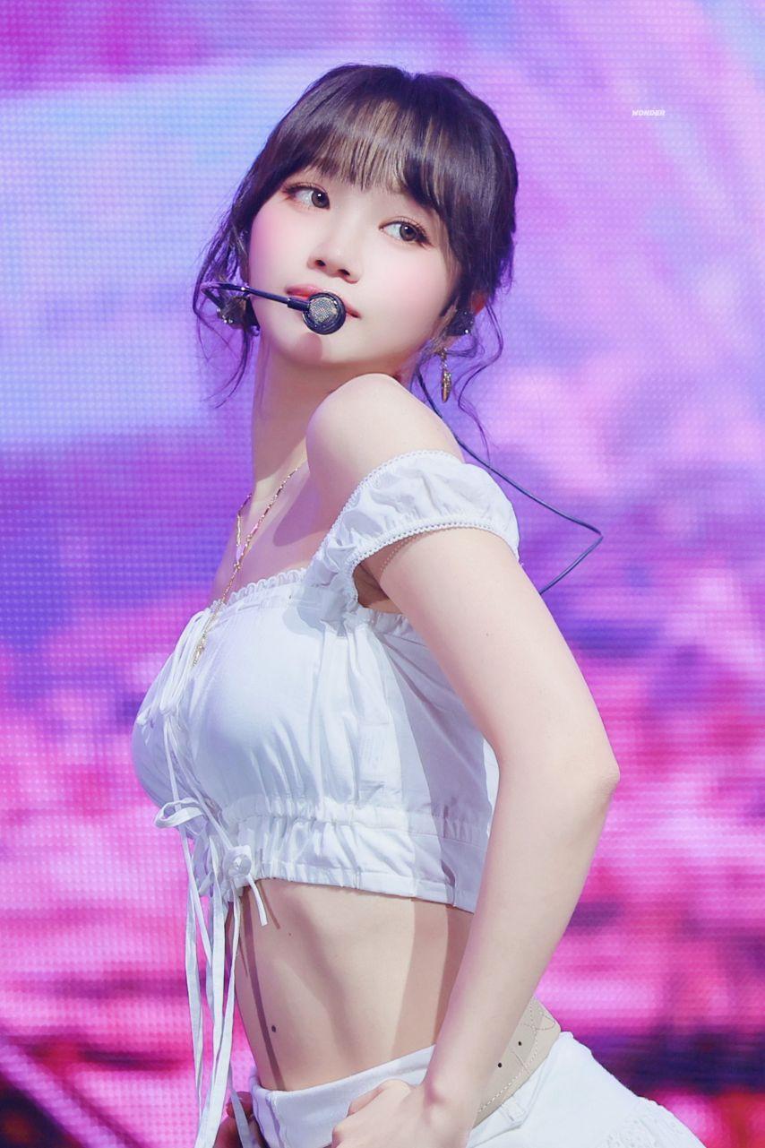 르세라핌 김채원1