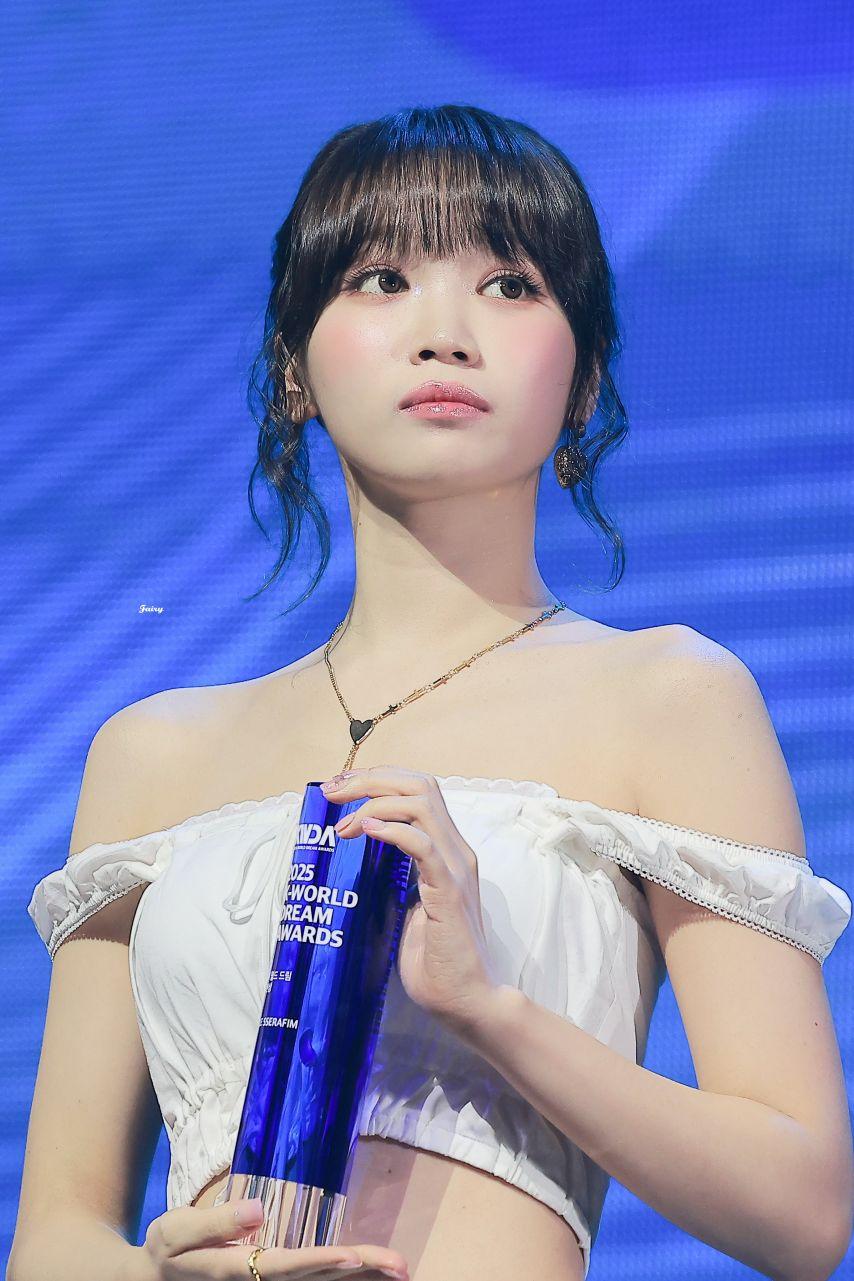르세라핌 김채원6