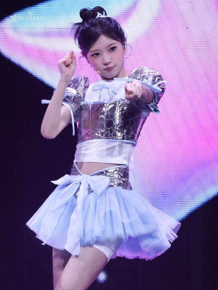 아일릿 (ILLIT) 모카9