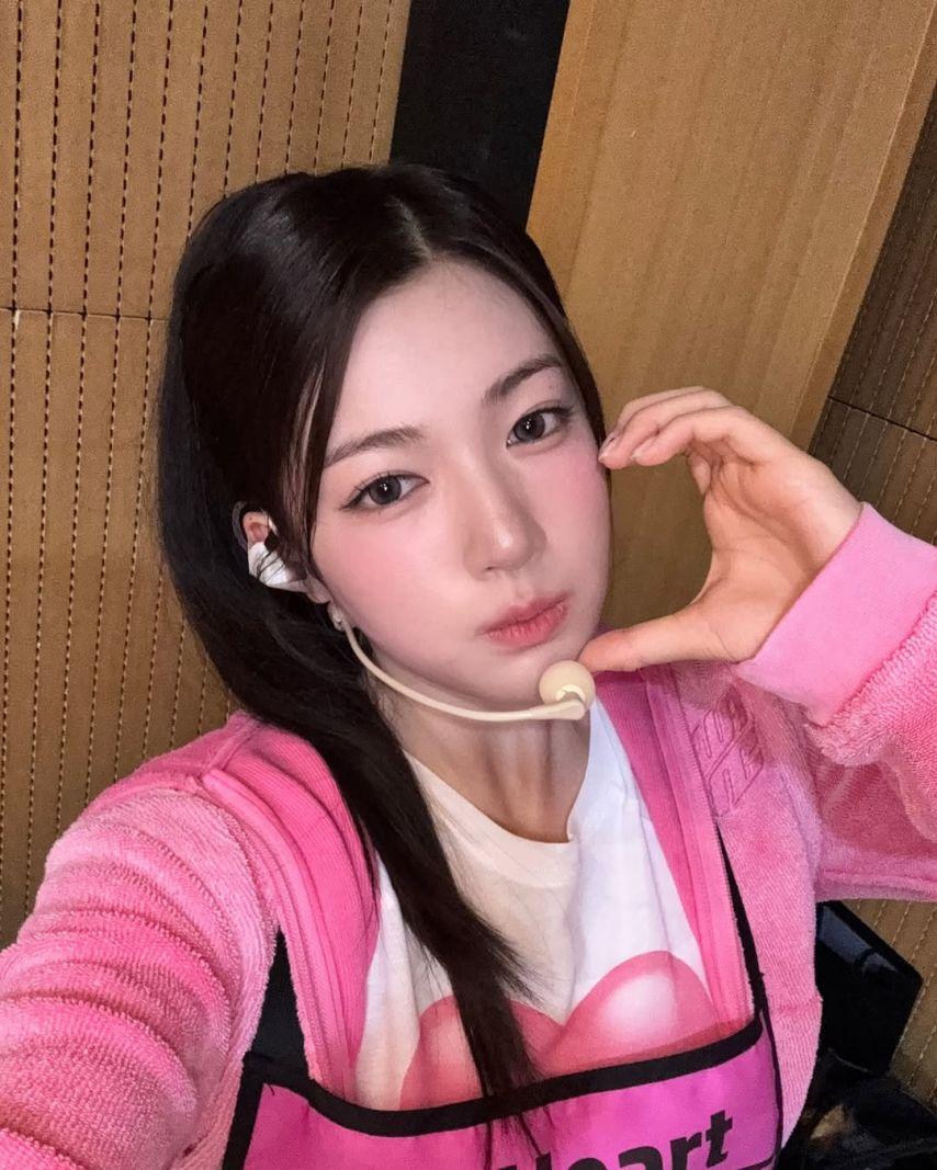 앳하트 서현, 아린0