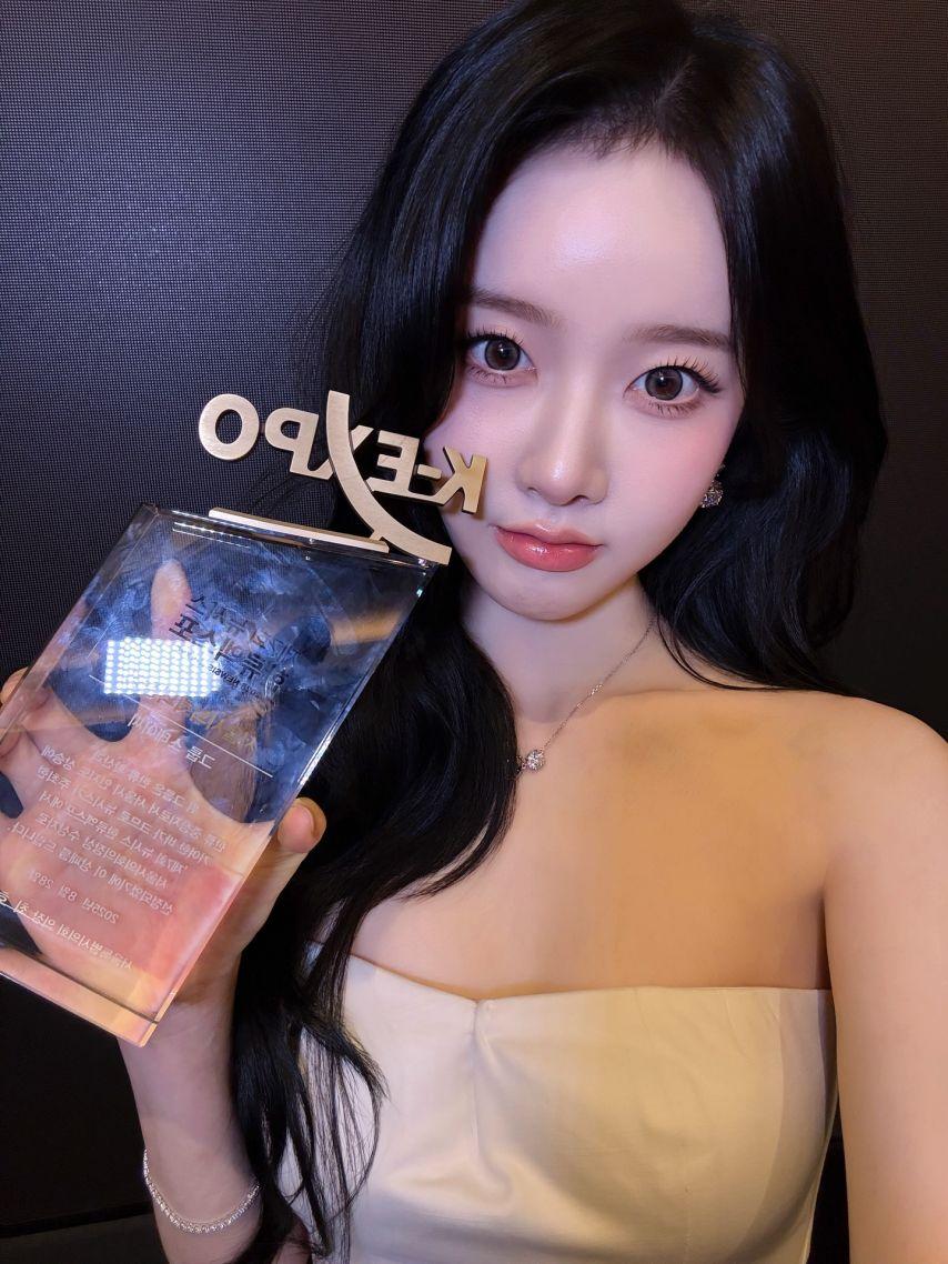 시은 STAYC스테이씨 인별10