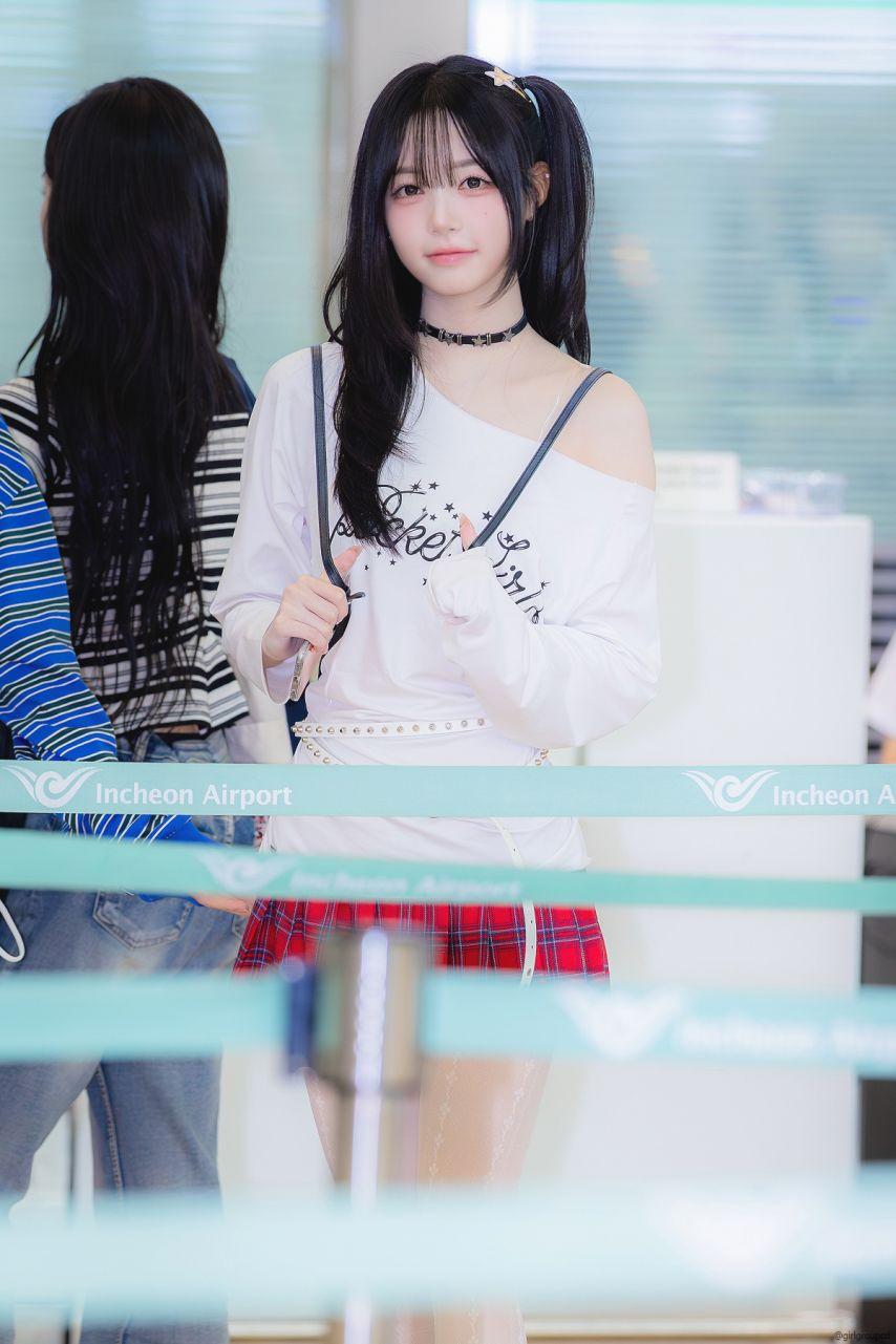 트리플에스 김채원4