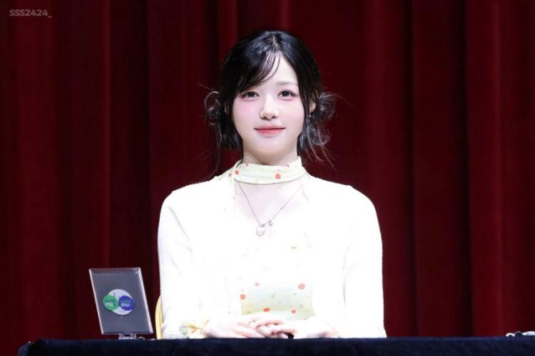 트리플에스 김채원1