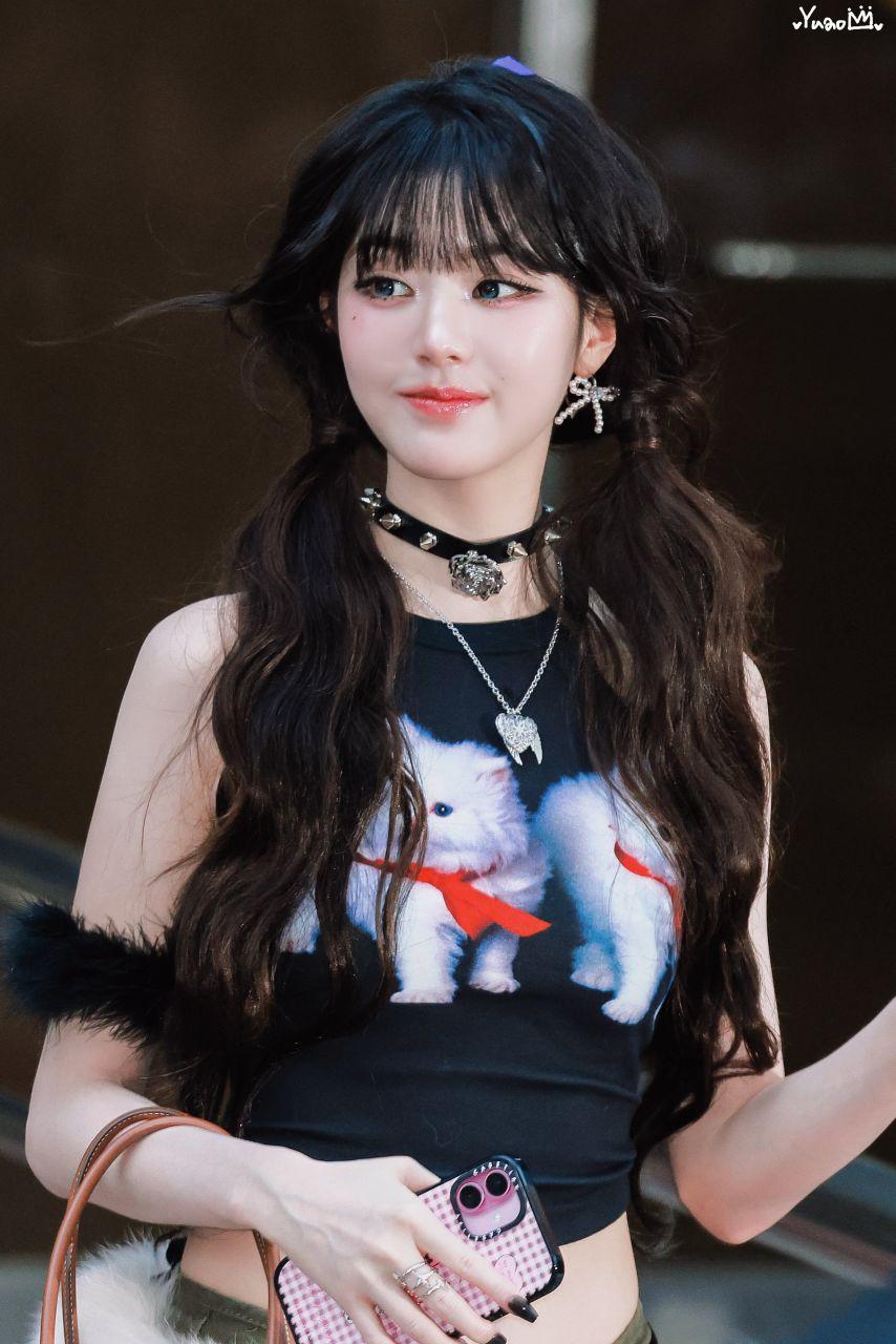 뮤직뱅크 끝나고 퇴근하는 장원영 (아이브)2