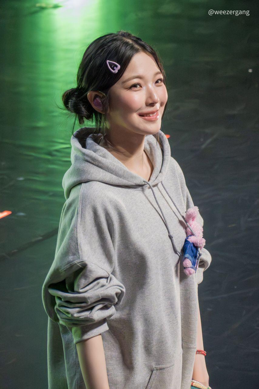 프로미스나인 백지헌1