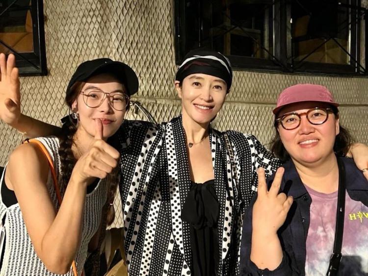 김혜수 인별 0905생일파티 with 한지민 한효주 윤소이 박준면 등12