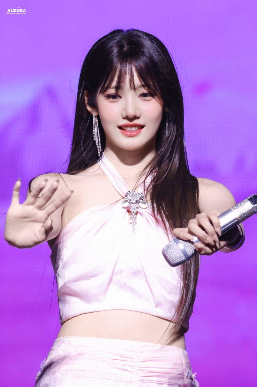 베이비몬스터 로라6