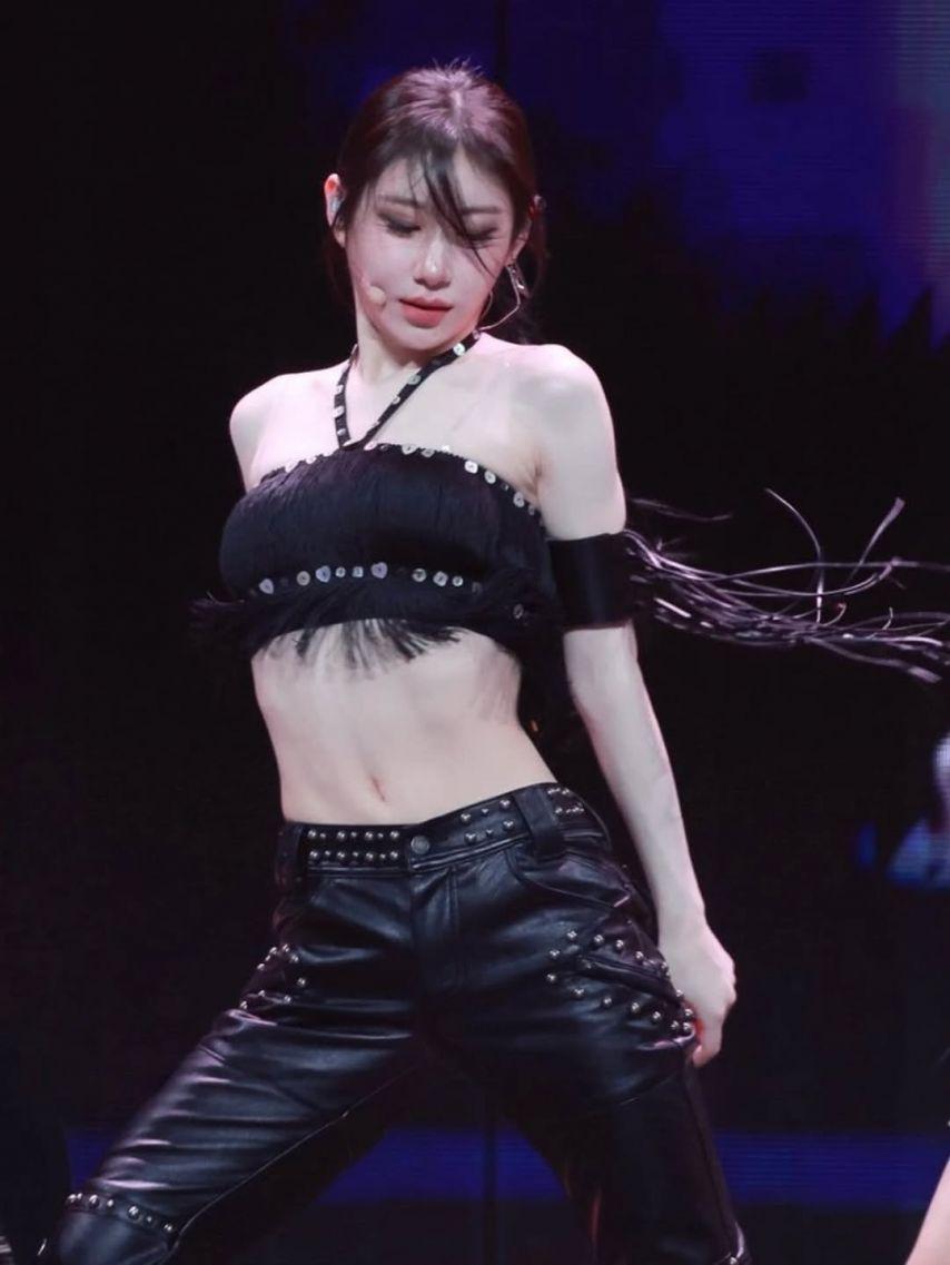 ITZY (있지) 채령4