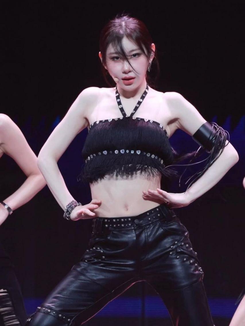 ITZY (있지) 채령5