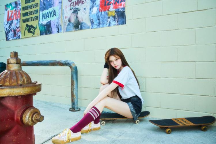 izna 2nd Mini Album 'Not Just Pretty' Concept Photo 개인컷(유사랑, 최정은, 정세비)6