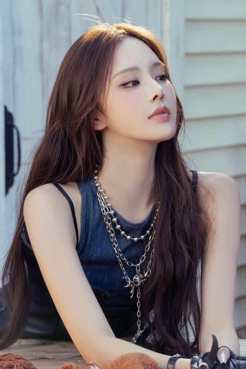 izna 2nd Mini Album 'Not Just Pretty''Not Just Pretty' Behind the Scenes #1(마이,방지민,코코)3
