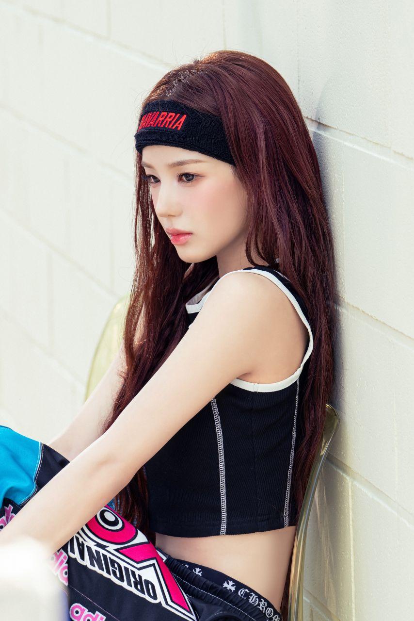 izna 'Not Just Pretty' Behind the Scenes #39