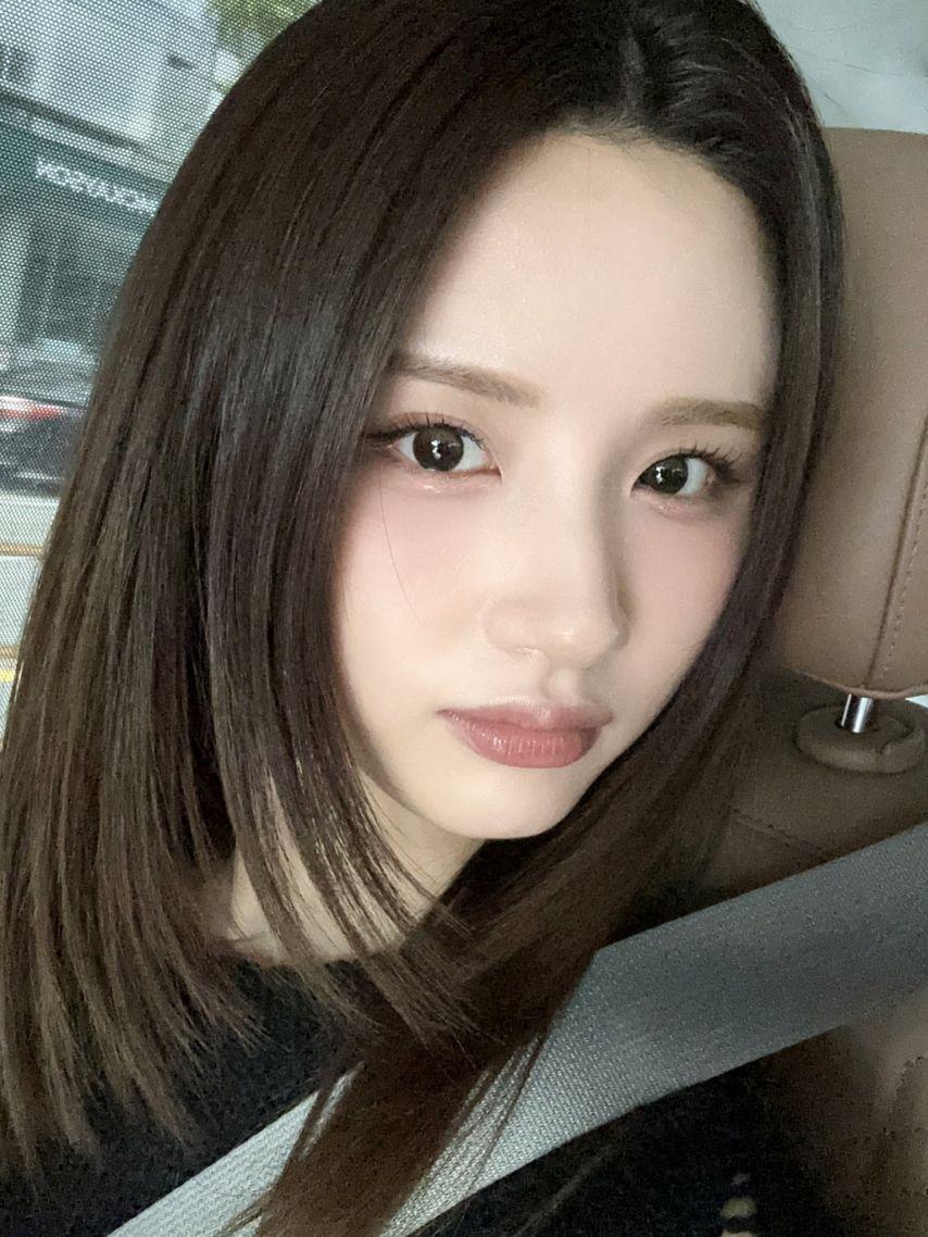 아이칠린 재키, 지윤6