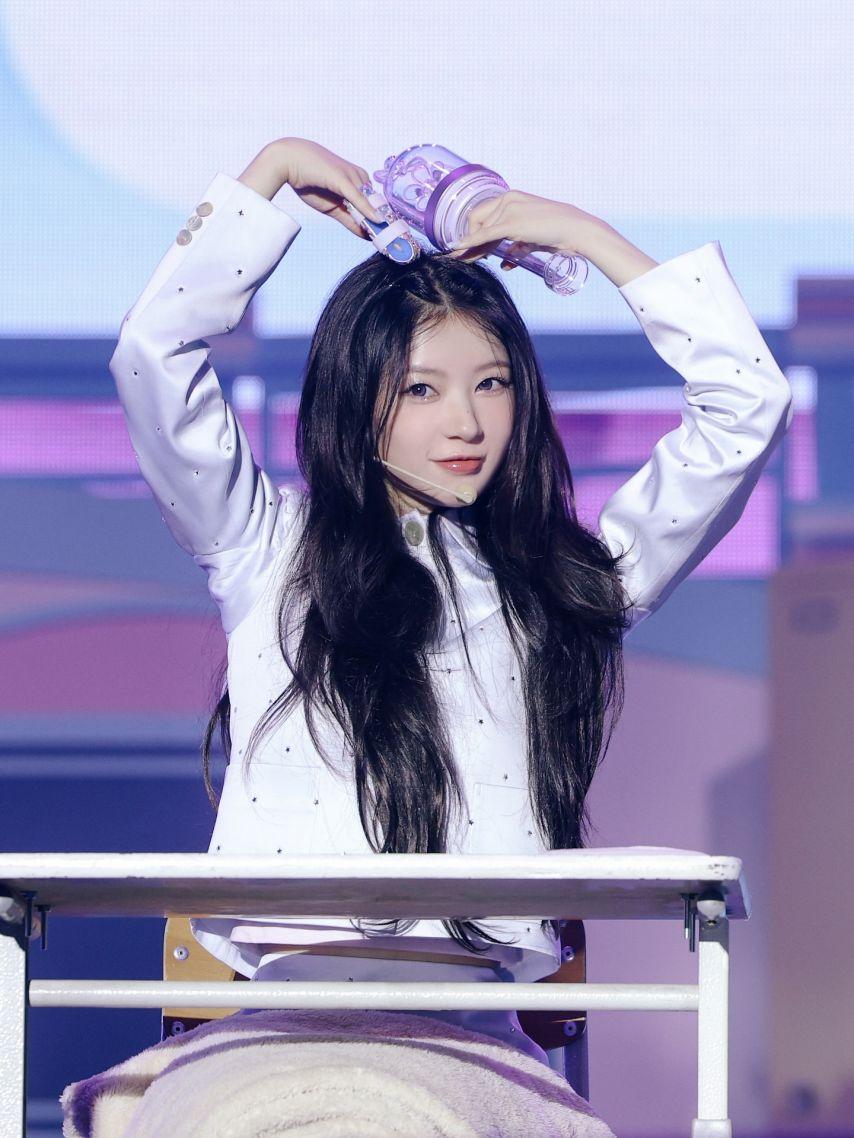아일릿(ILLIT) 모카2