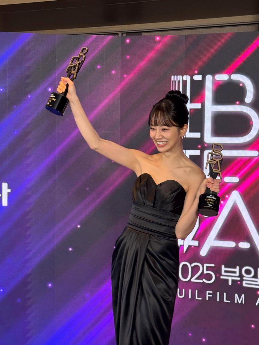 혜리 인별 신인여자연기상 여자올해의스타상/ 방민아 인별 BIFF13