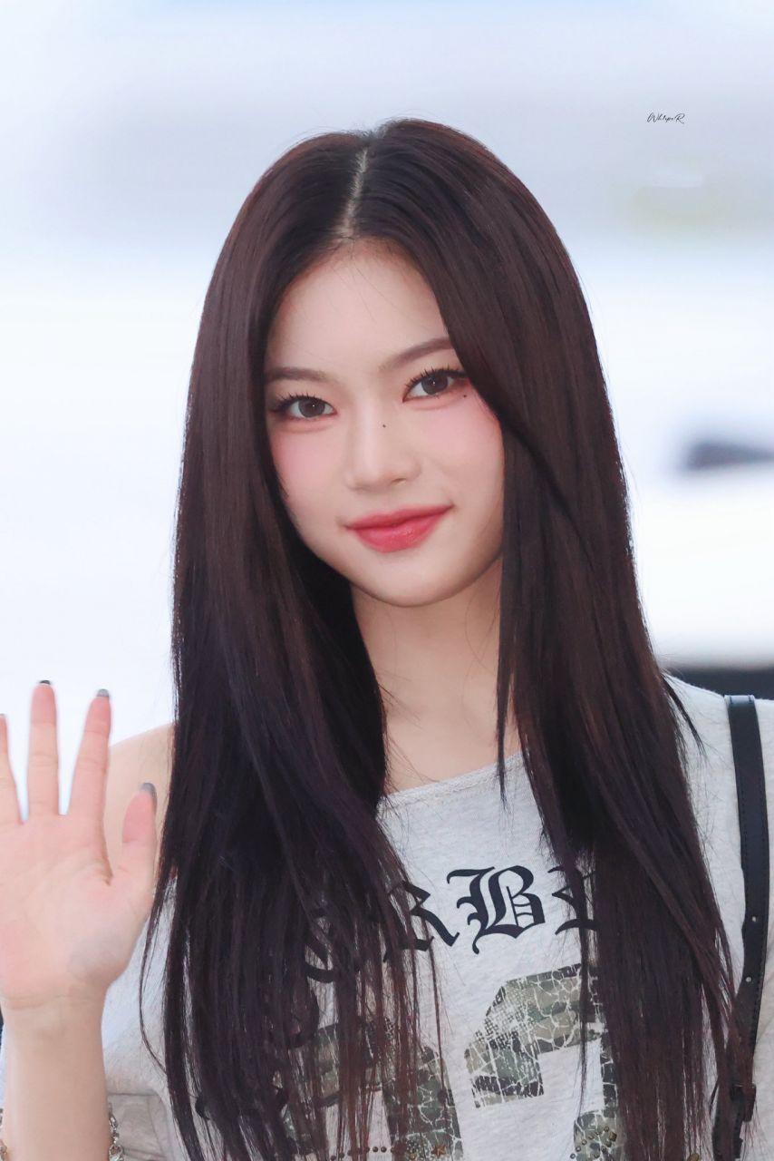 오늘 출국 아이사 (스테이씨)0