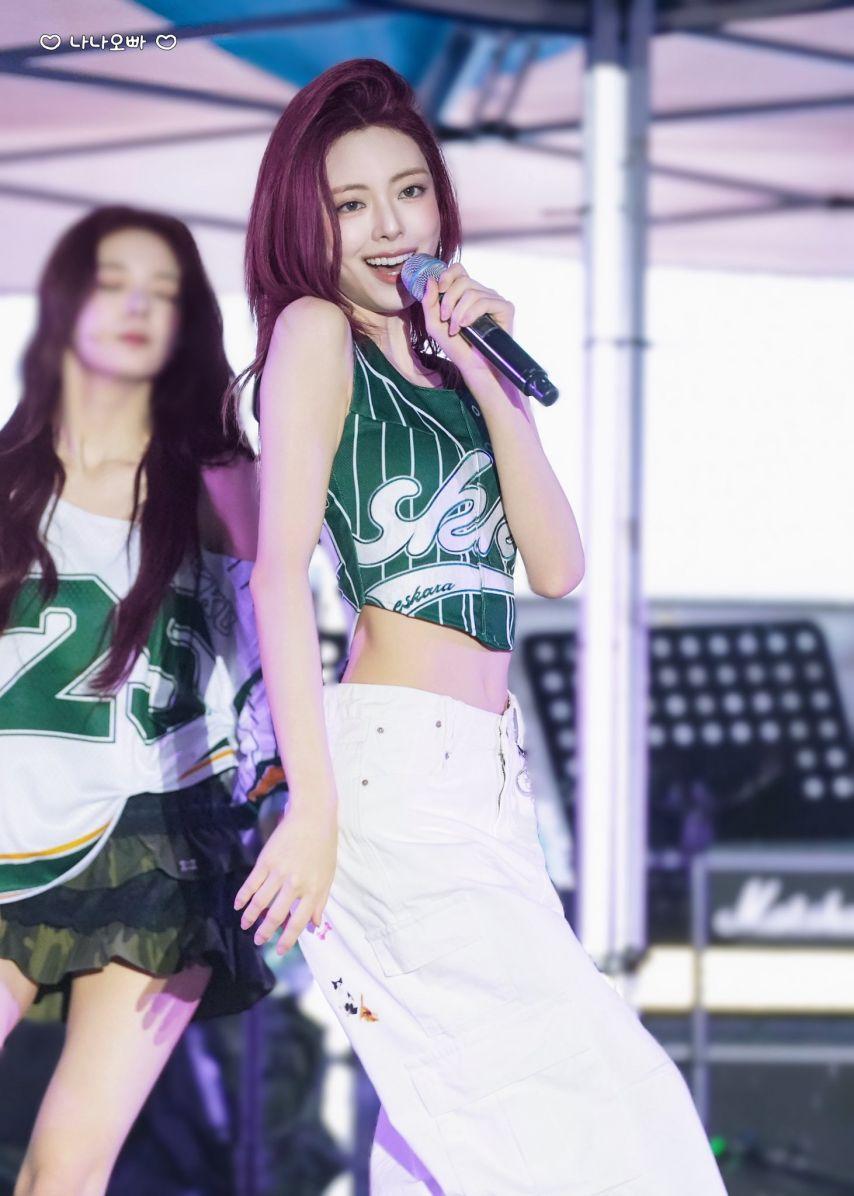 ITZY 유나8