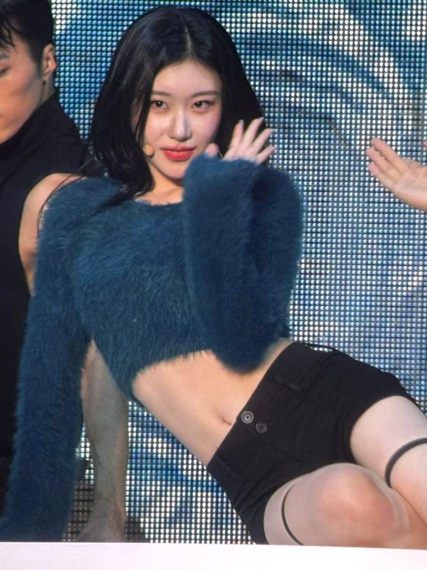 ITZY (있지) 채령3