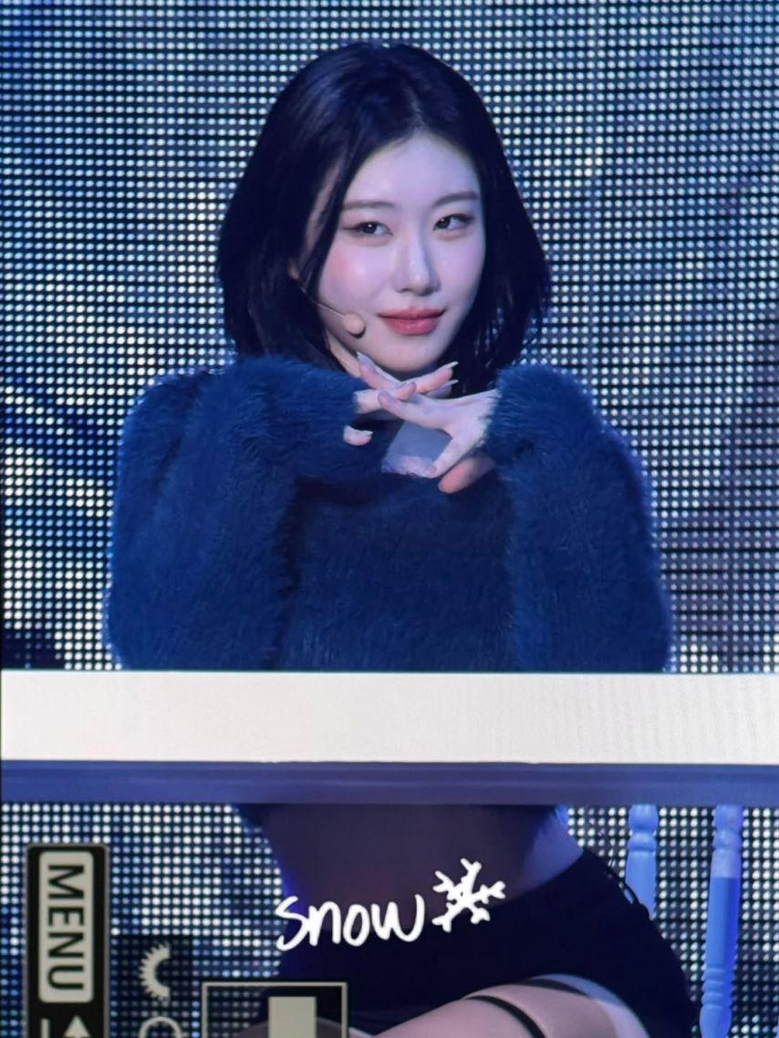 ITZY (있지) 채령9