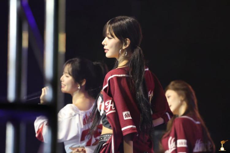 프로미스나인 이채영11