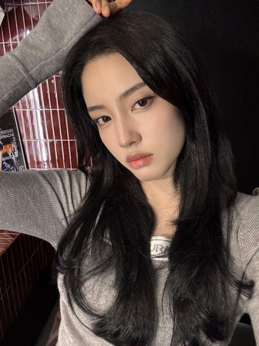 스테이씨 윤0