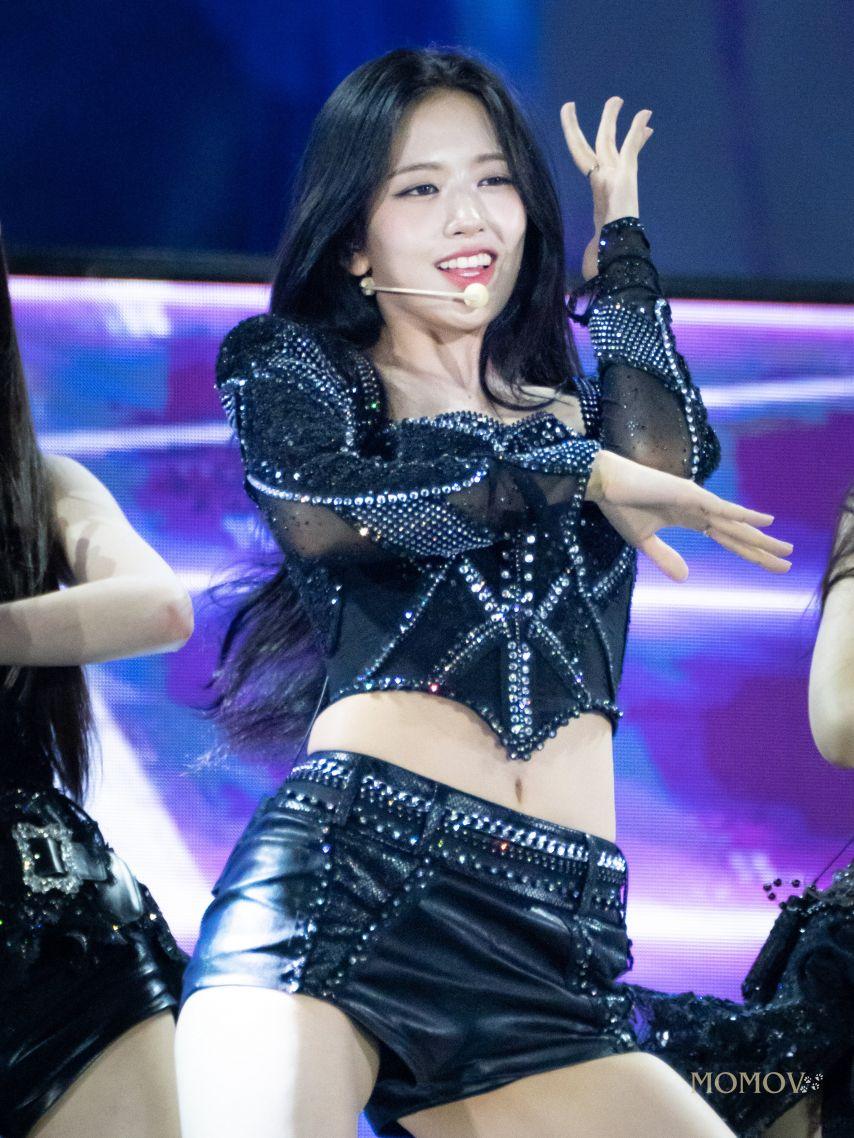 아이브 안유진9
