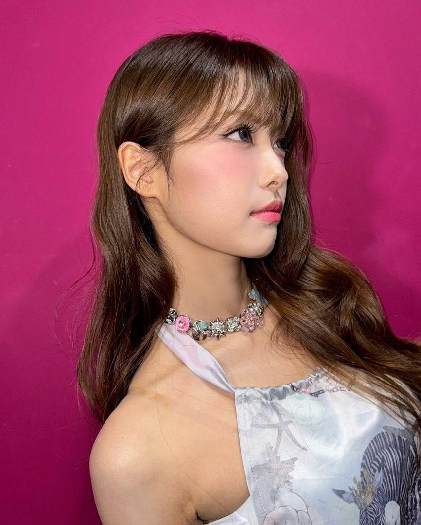 모모랜드 아인 SNS1
