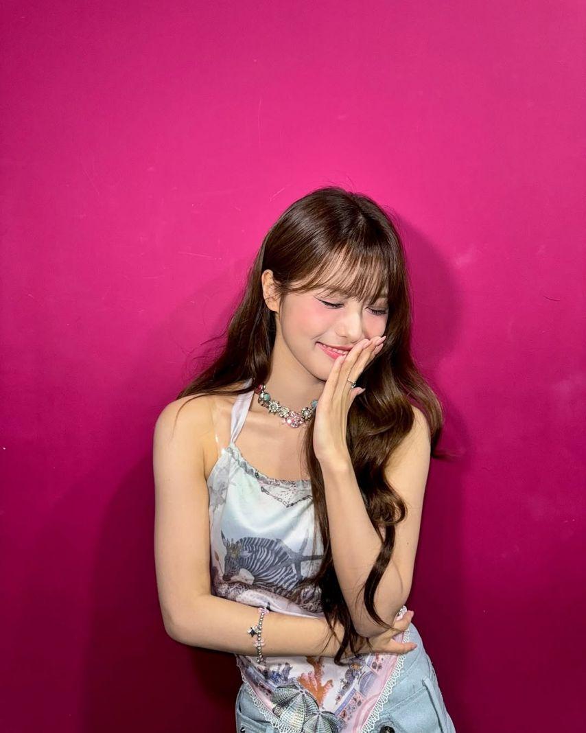 모모랜드 아인 SNS2