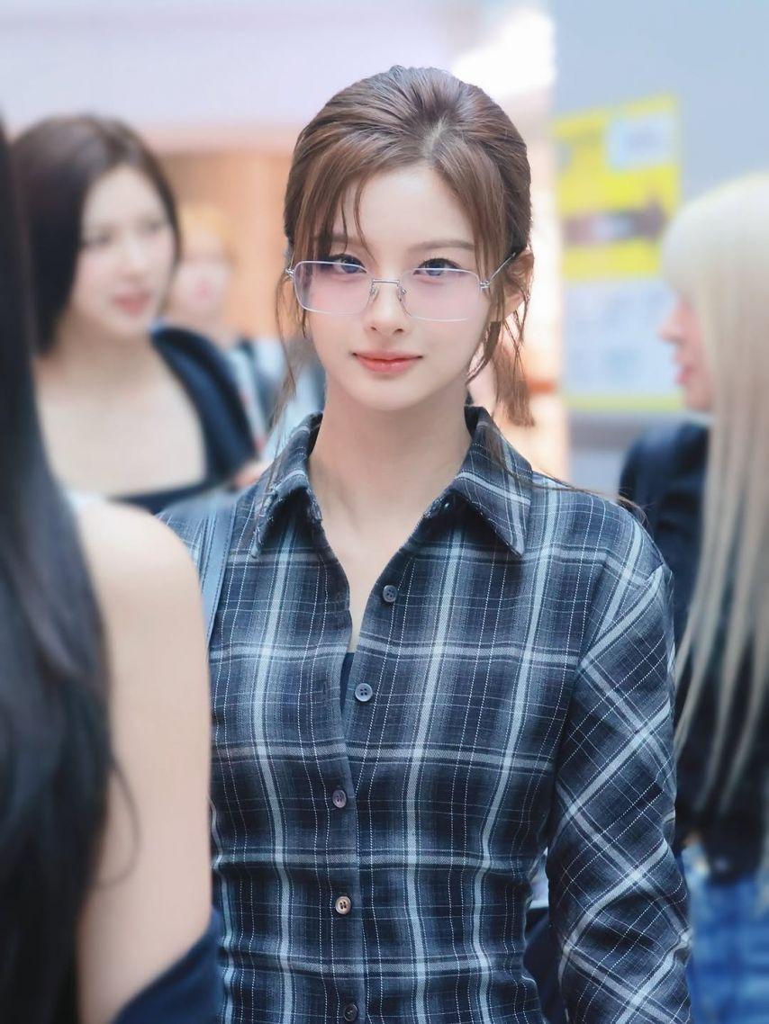 NMIXX (엔믹스) 설윤0