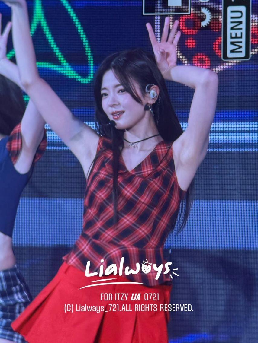 ITZY (있지) 리아13