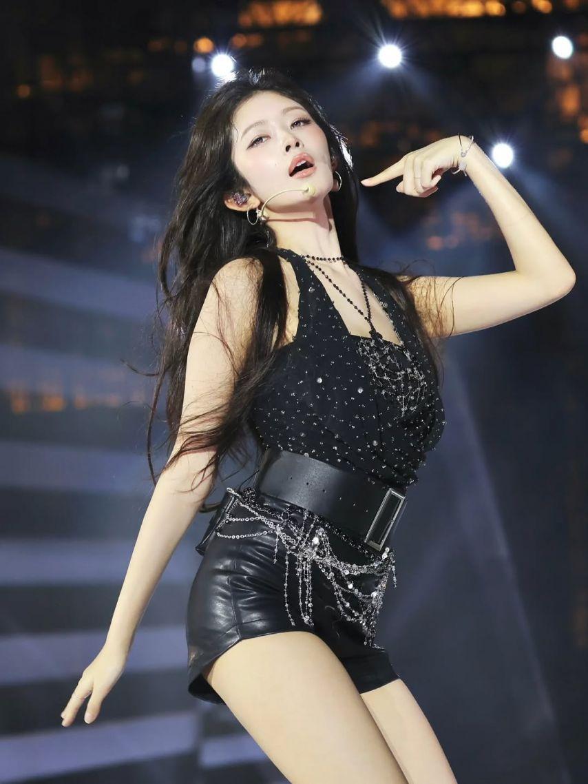 IVE (아이브) 레이0