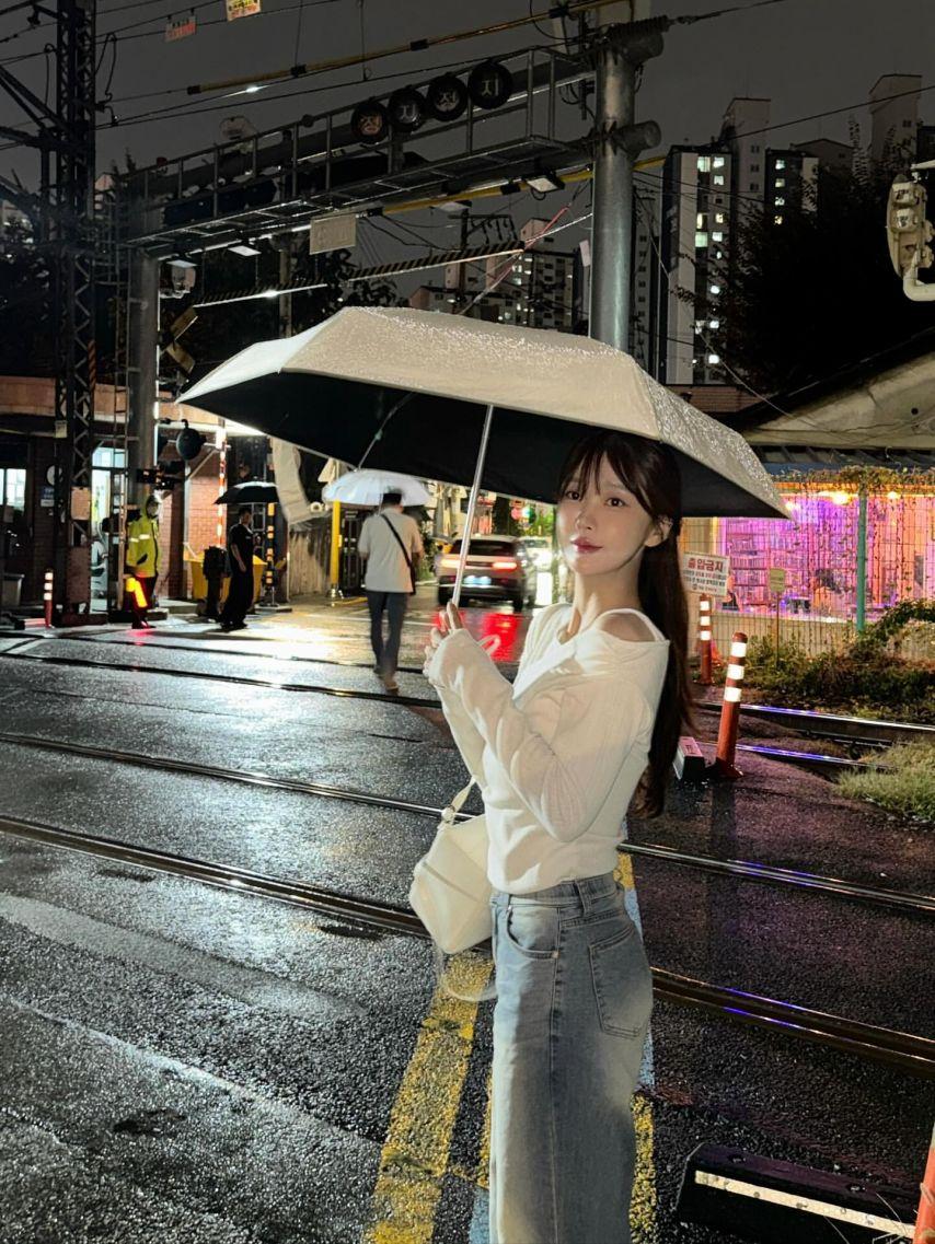 김윤희 아나운서1