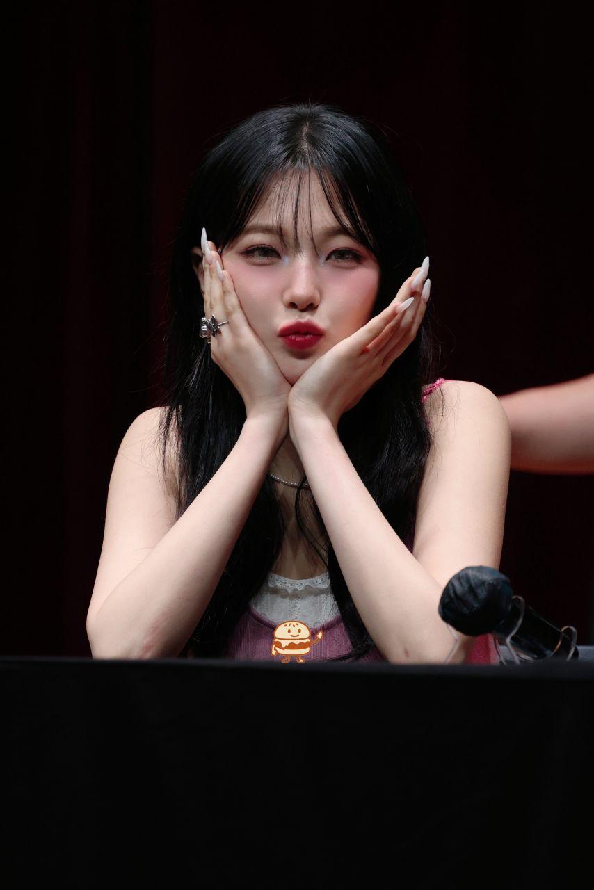 프로미스나인 백지헌7