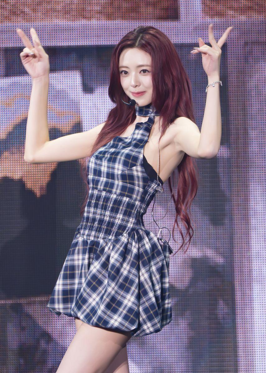 ITZY 유나0