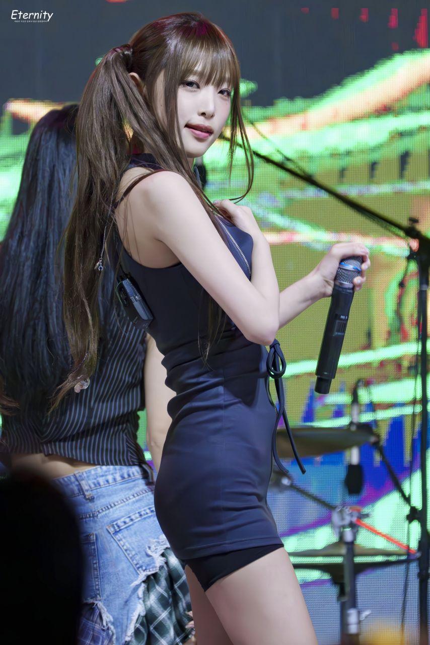 최예나3