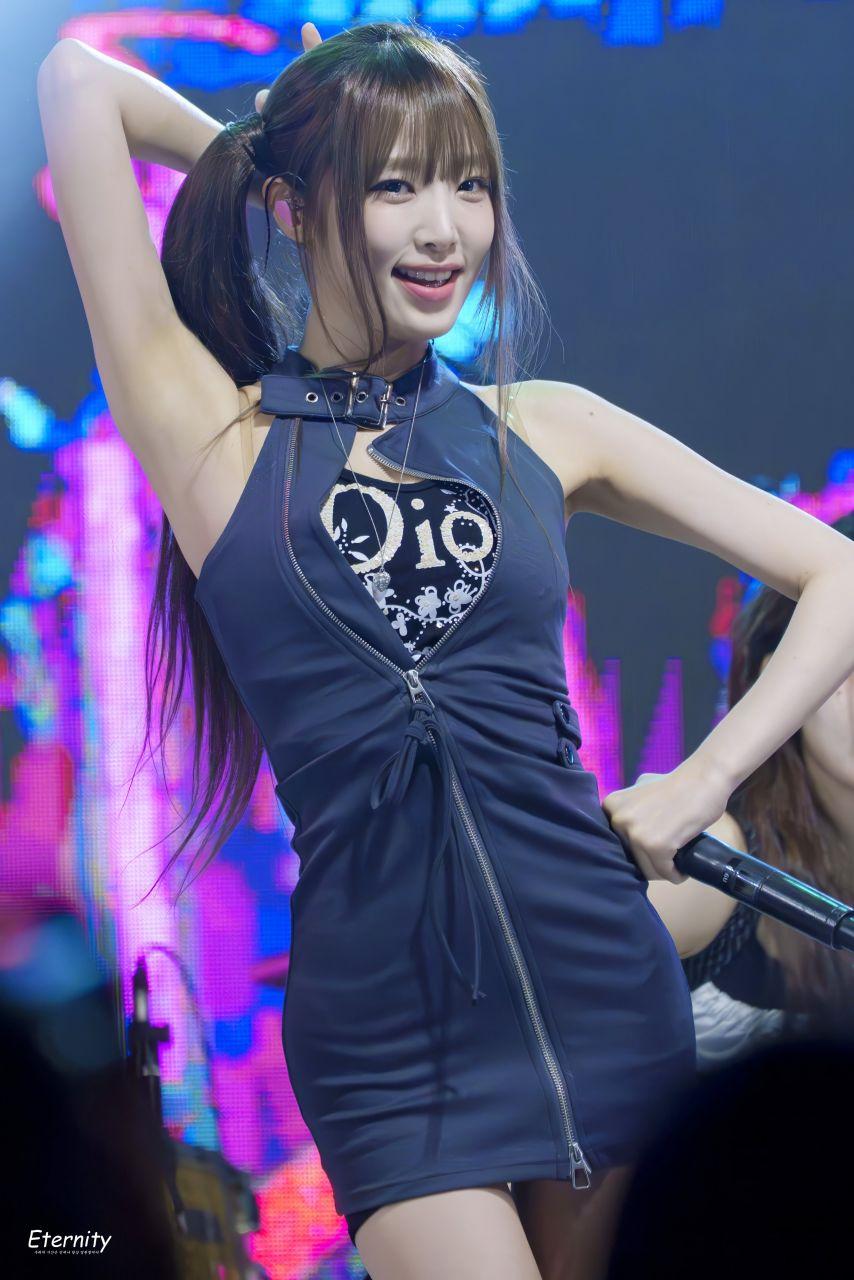 최예나5