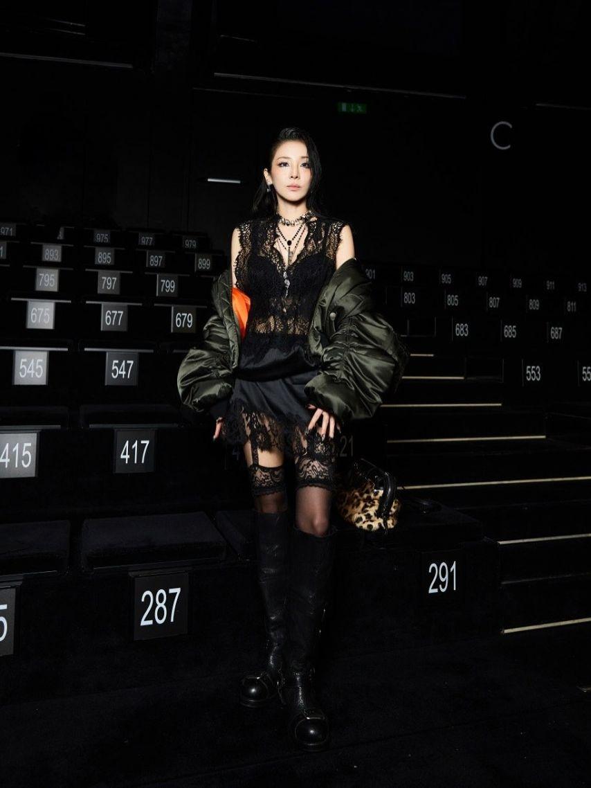 어제자 밀라노 패션위크 2NE1 산다라박 인스타그램.JPG0