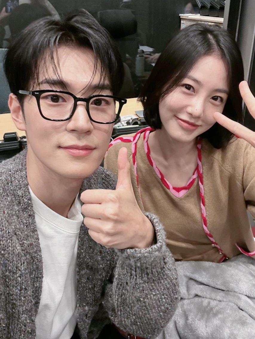 아린 오마이걸 인별/ 효정 볼륨을높여요 with 신예은 박서함10