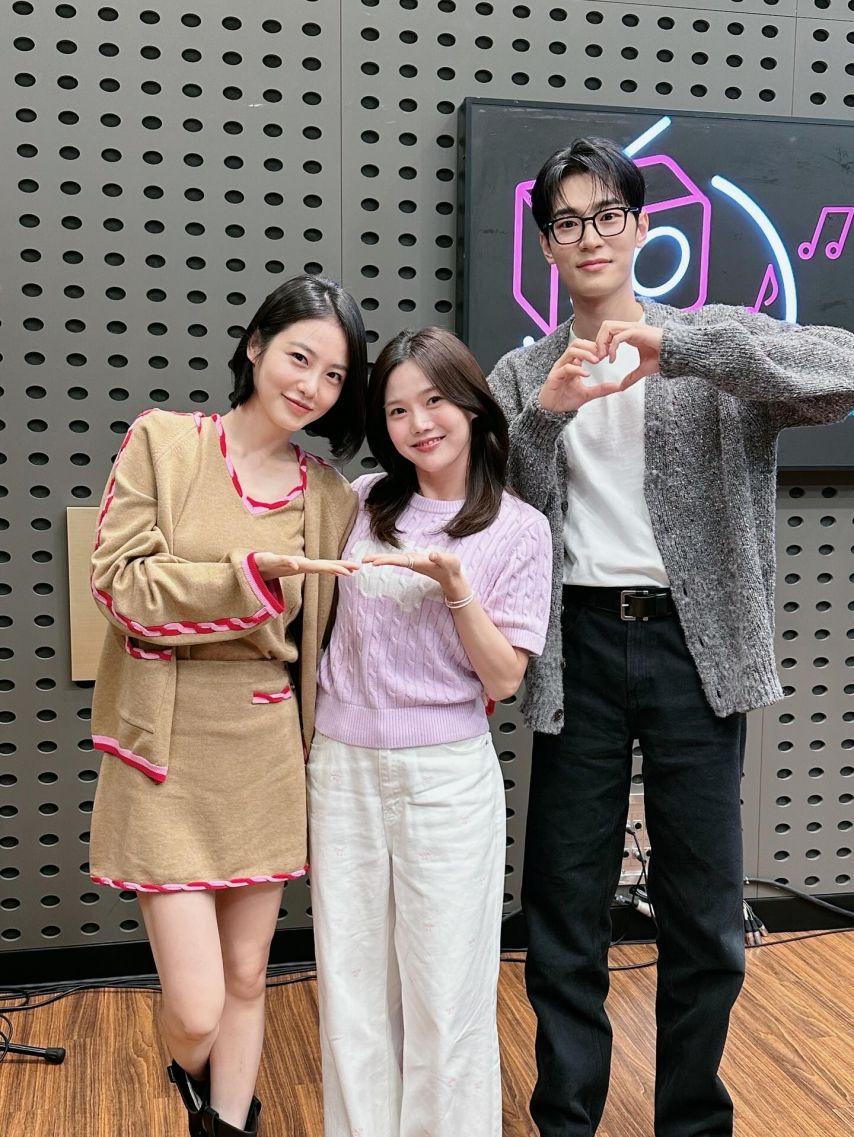 아린 오마이걸 인별/ 효정 볼륨을높여요 with 신예은 박서함8