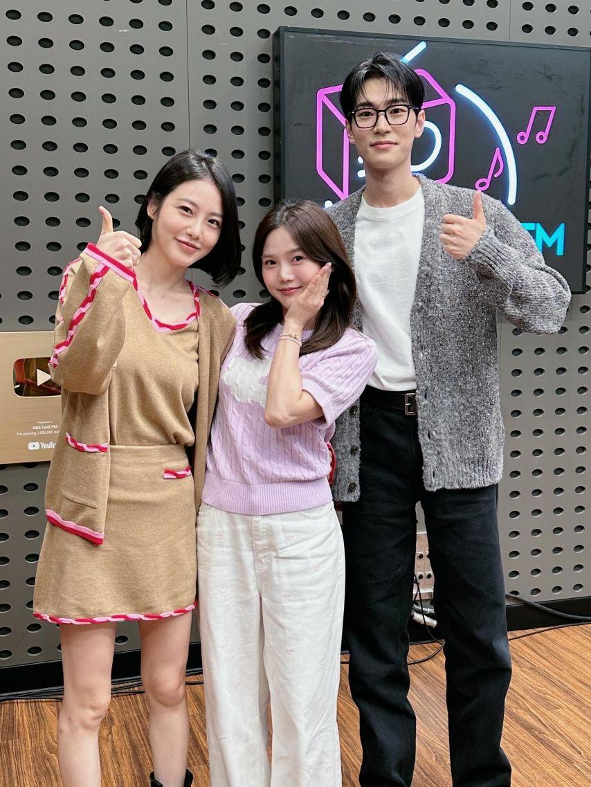 아린 오마이걸 인별/ 효정 볼륨을높여요 with 신예은 박서함9
