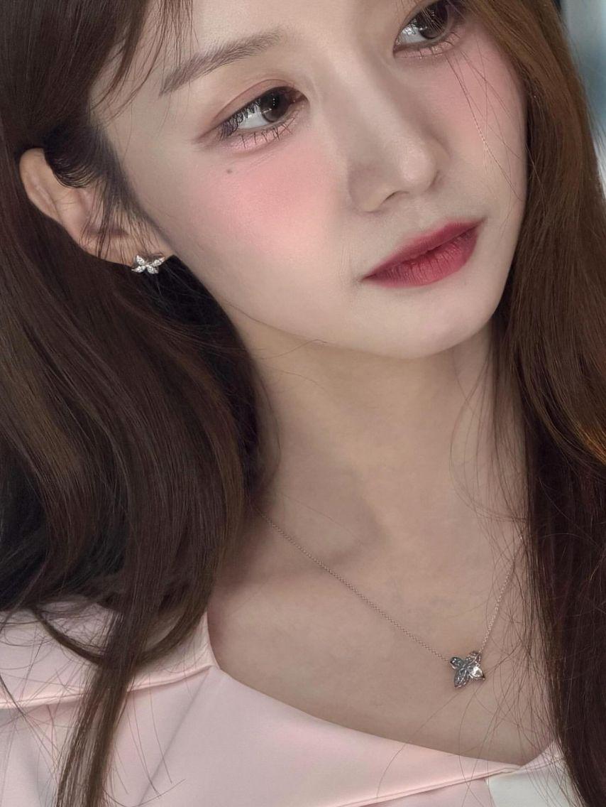 윤수빈 아나운서2