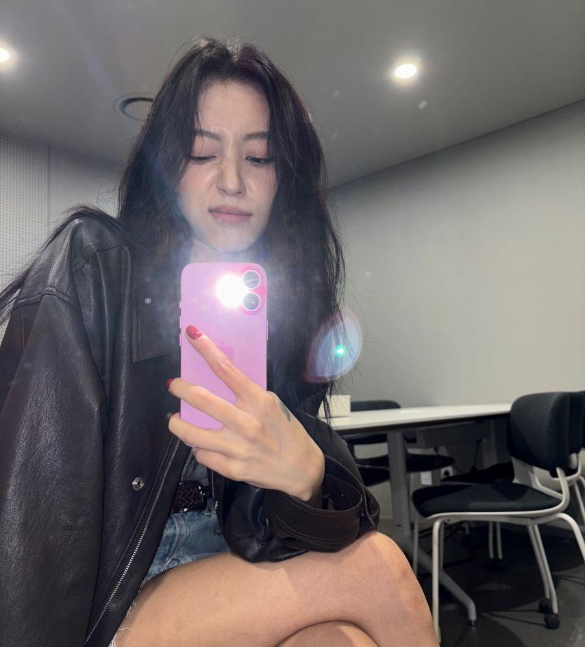 강민아1
