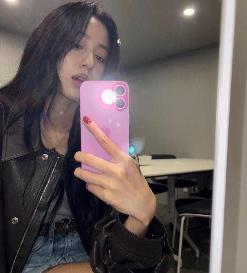 강민아3