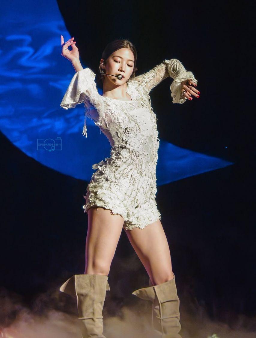 LE SSERAFIM (르세라핌) 카즈하1