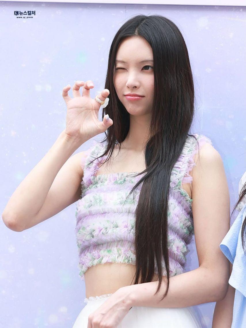 아일릿 (ILLIT) 윤아1